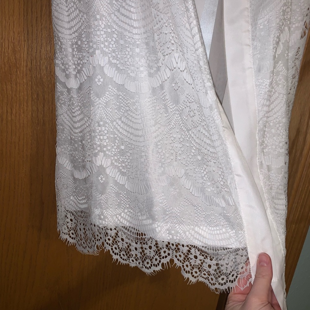 Wedding Day Robe! - Picture 3 of 3